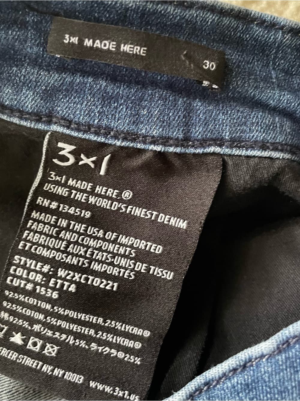 3x1 Women's Raw Hem Blue Slim Straight Jeans Size 30 Preowned - Thumbnail 2