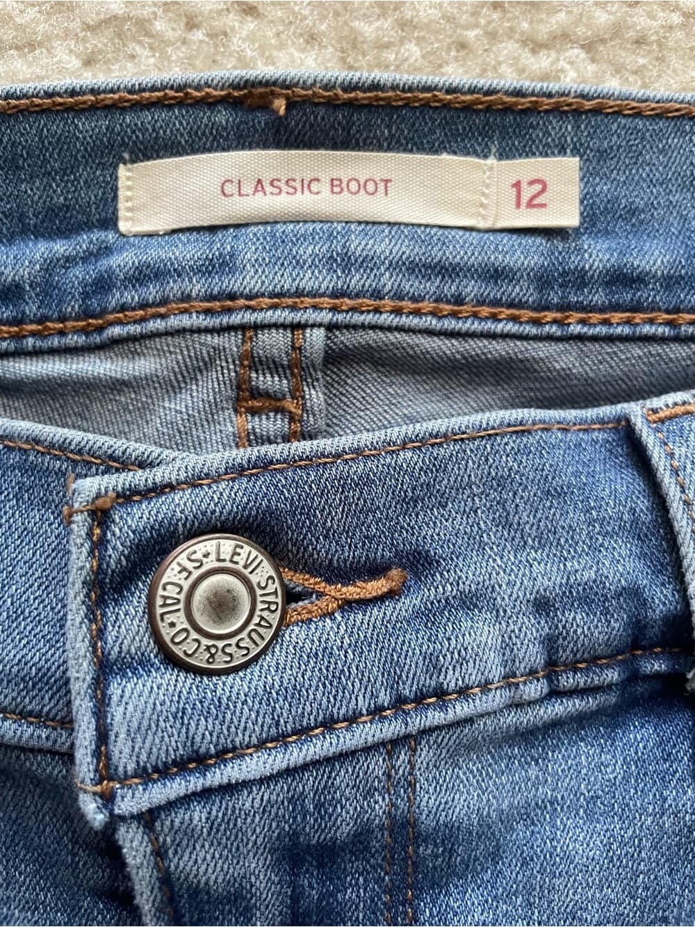 Levi's Classic Boot Women's Light Blue Jeans Size 12