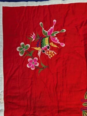 Vintage Chinese Embroidered Patchwork Quilt Blanket Dragon Panda Silk Throw - Thumbnail 4