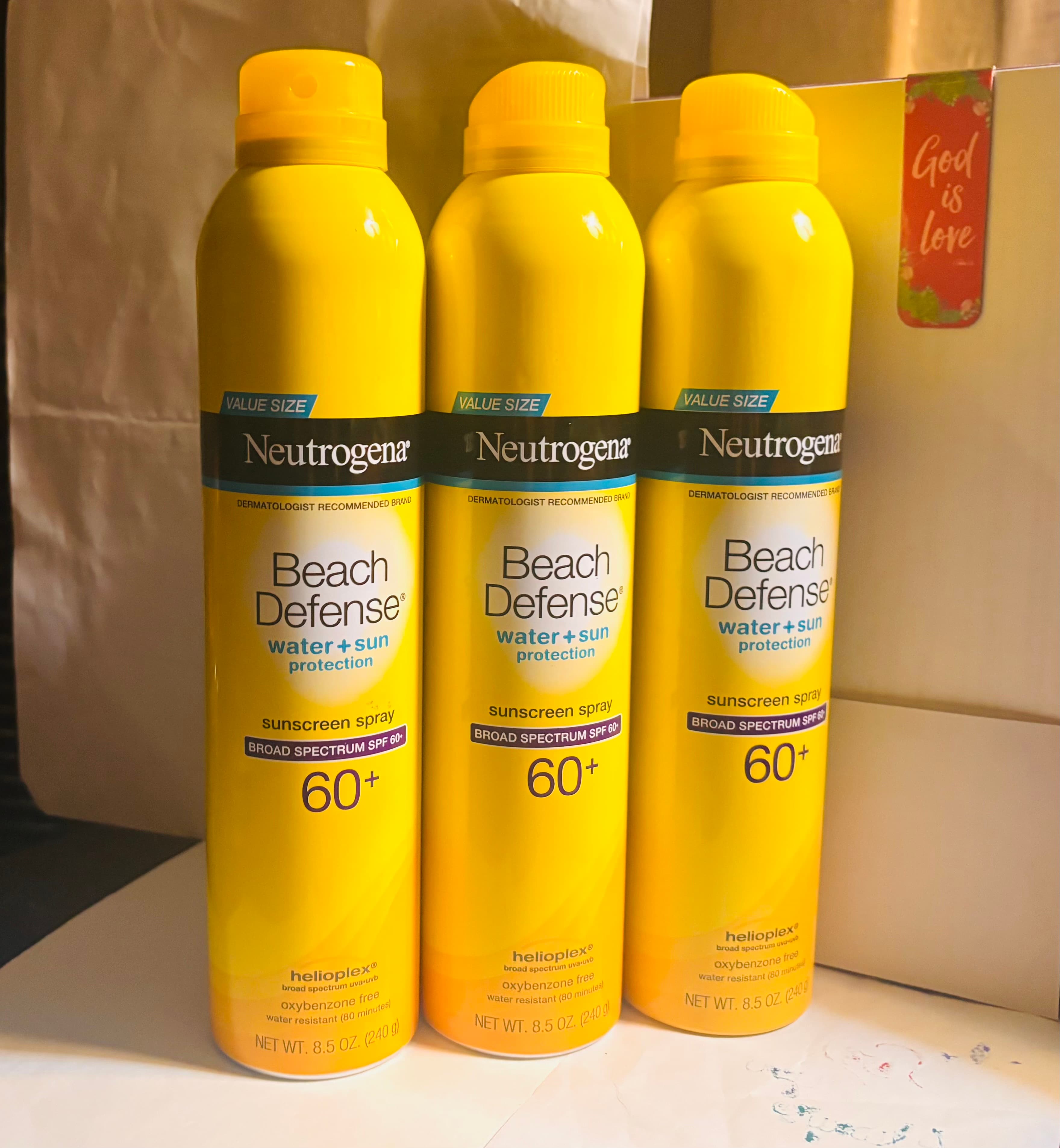Neutrogena Beach Defense SPF 60 Sunscreen Spray 5-Pack - New - Thumbnail 3