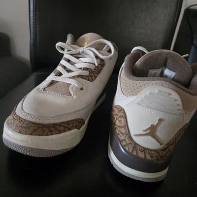 Size 2Y - Jordan 3 Retro Palomino - Thumbnail 11