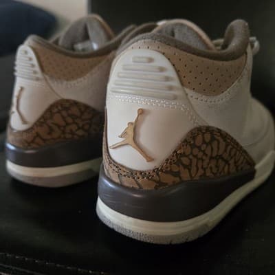 Size 2Y - Jordan 3 Retro Palomino - Thumbnail 8