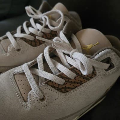 Size 2Y - Jordan 3 Retro Palomino - Thumbnail 6