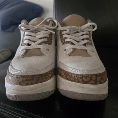 Size 2Y - Jordan 3 Retro Palomino - Thumbnail 12