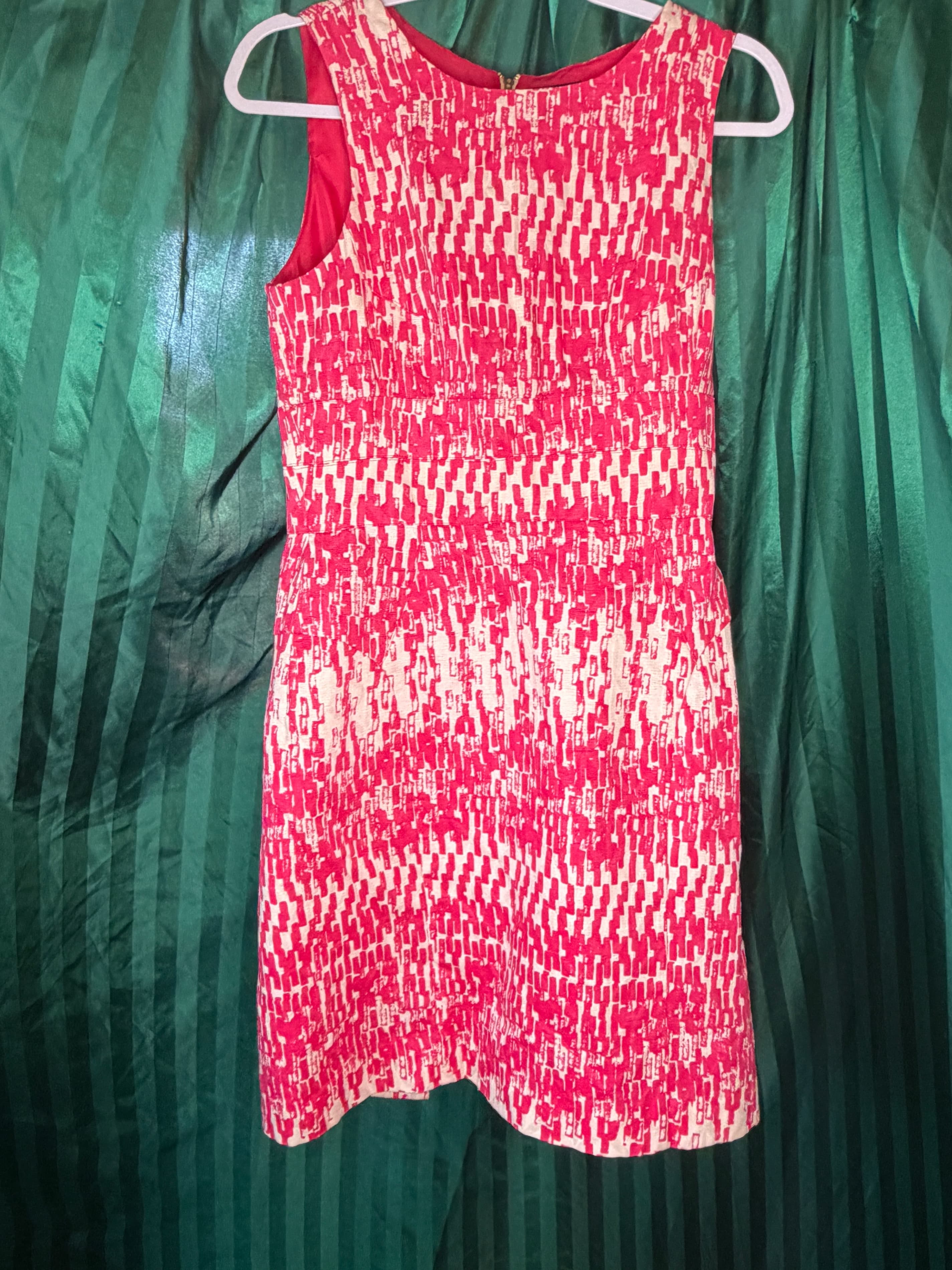Vintage Just Taylor Pink and White Sleeveless Dress with Abstract Print