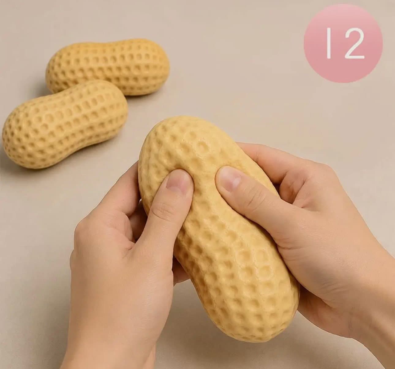 Squishy peanuts - Regular - Thumbnail 2