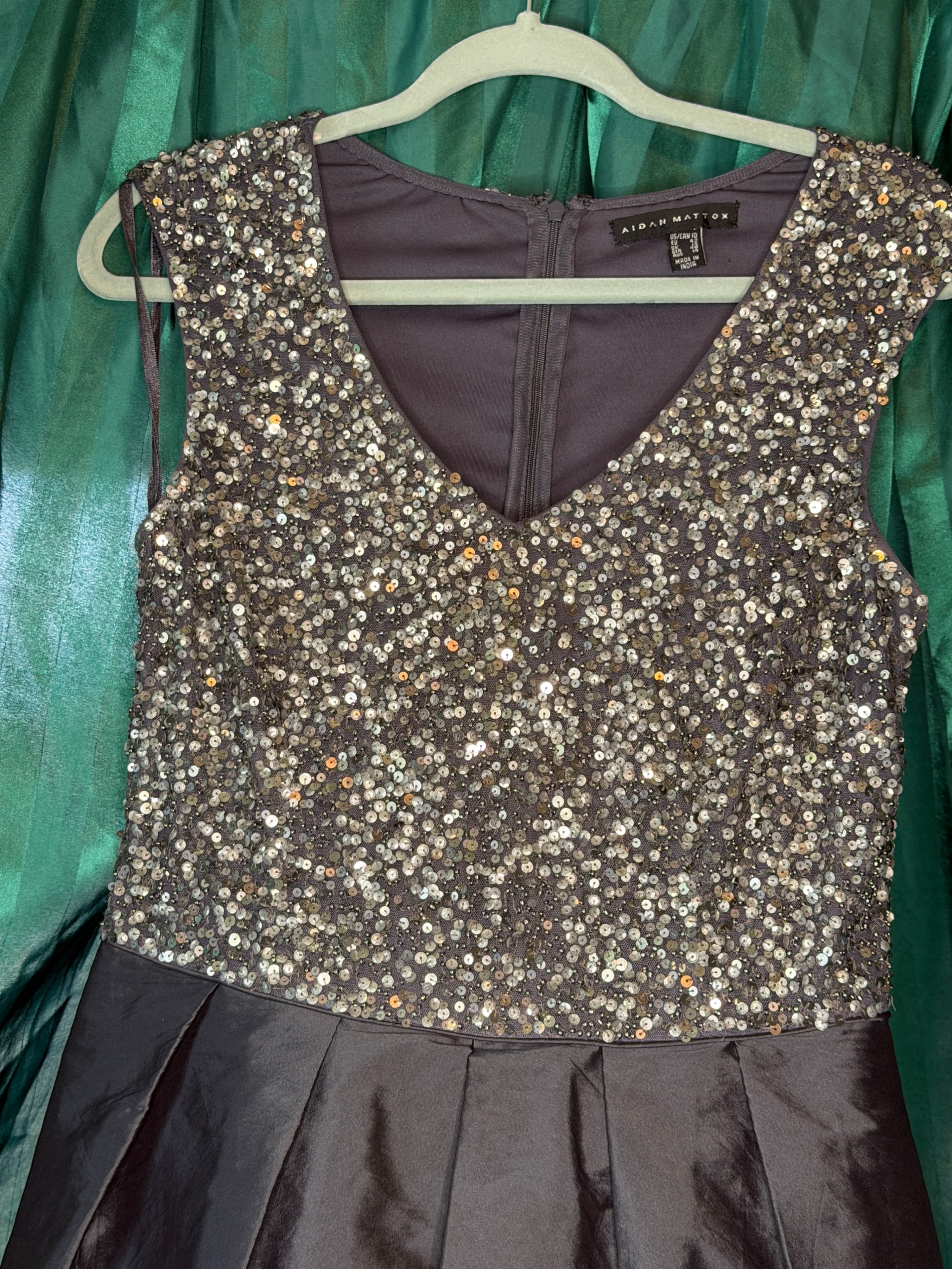 VINTAGE Aidan Mattox (Size 10) Elegant Sequin Evening Gown with Satin Skirt - Thumbnail 8