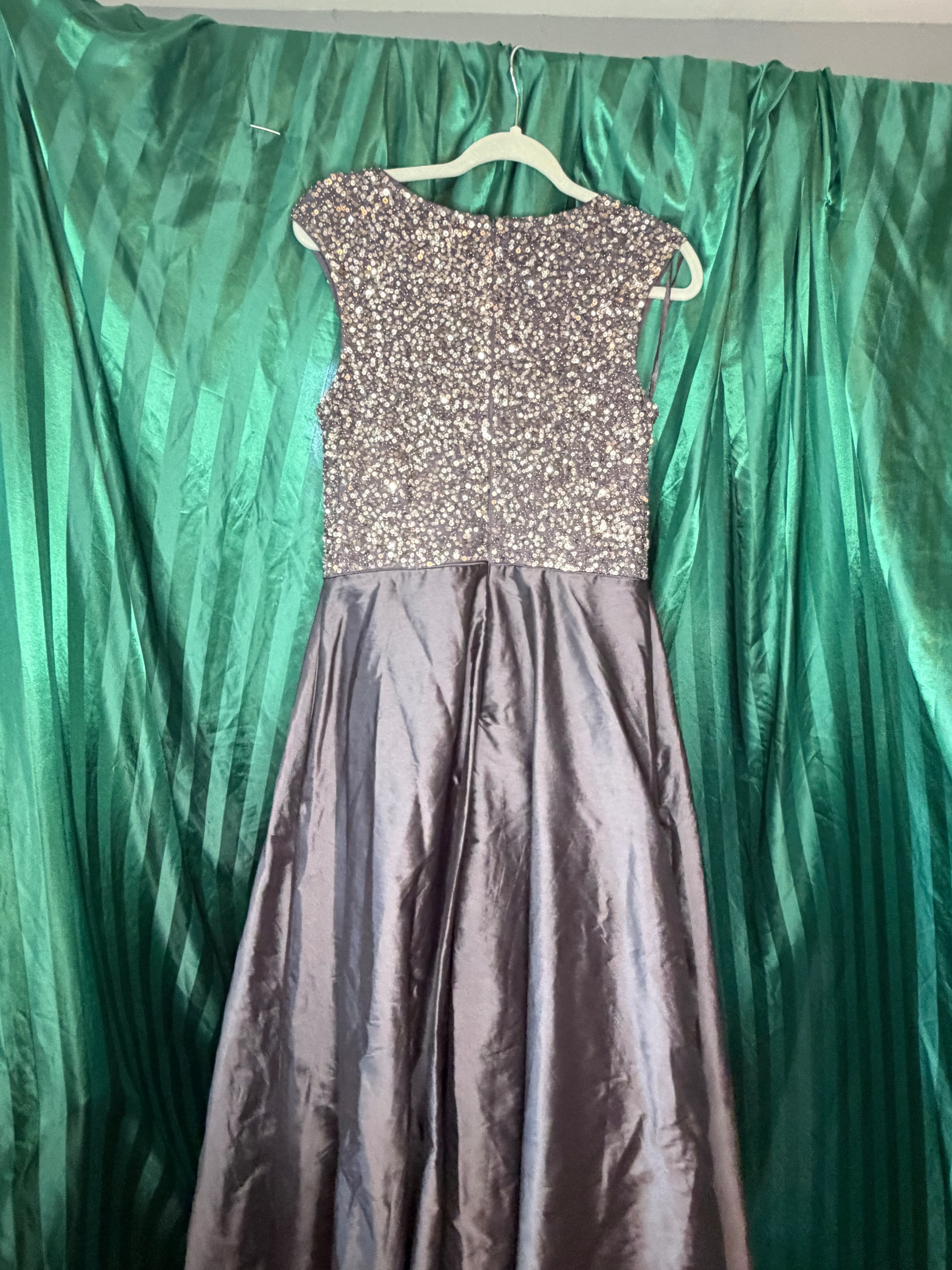 VINTAGE Aidan Mattox (Size 10) Elegant Sequin Evening Gown with Satin Skirt - Thumbnail 4