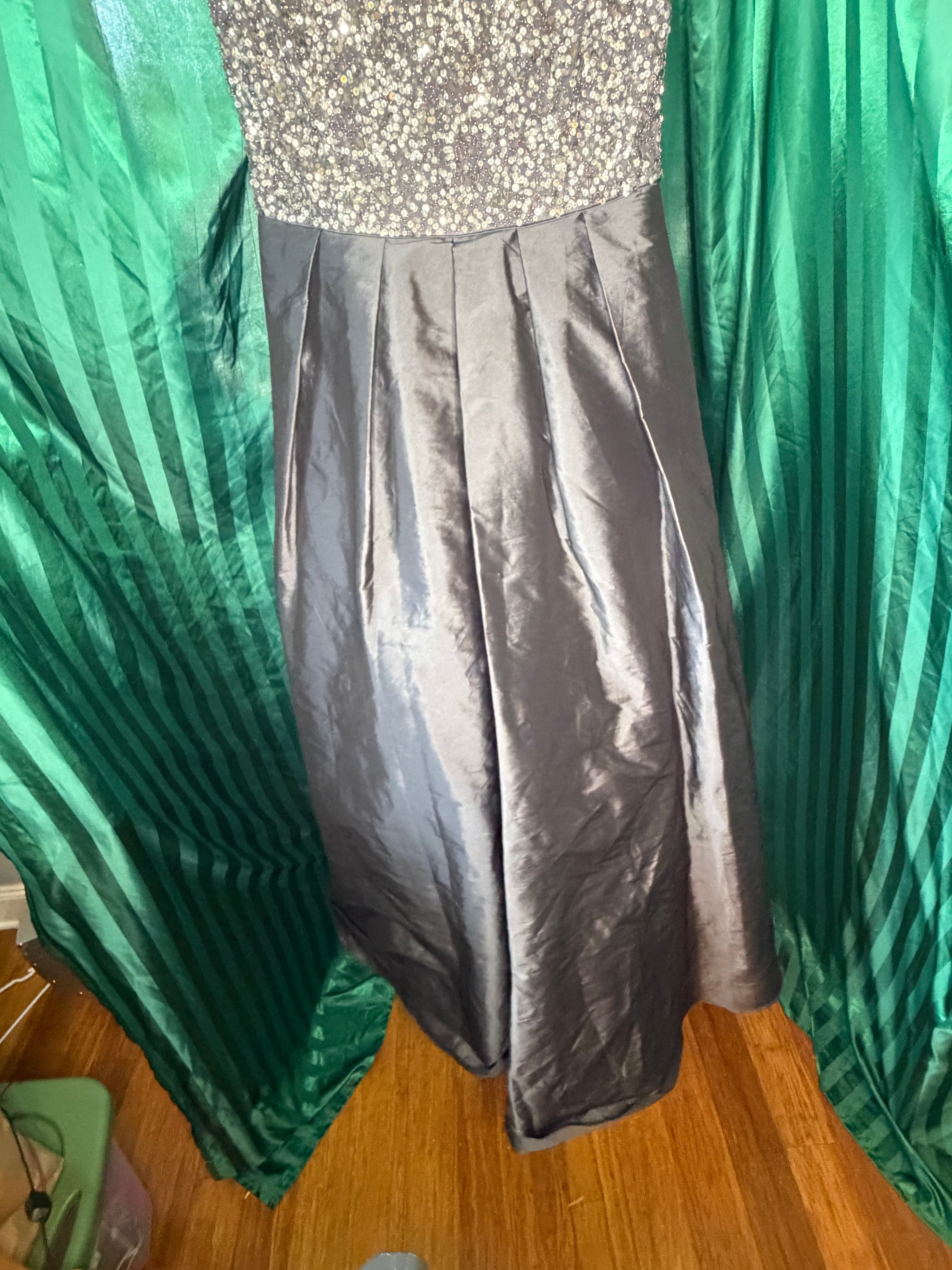 VINTAGE Aidan Mattox (Size 10) Elegant Sequin Evening Gown with Satin Skirt - Thumbnail 9