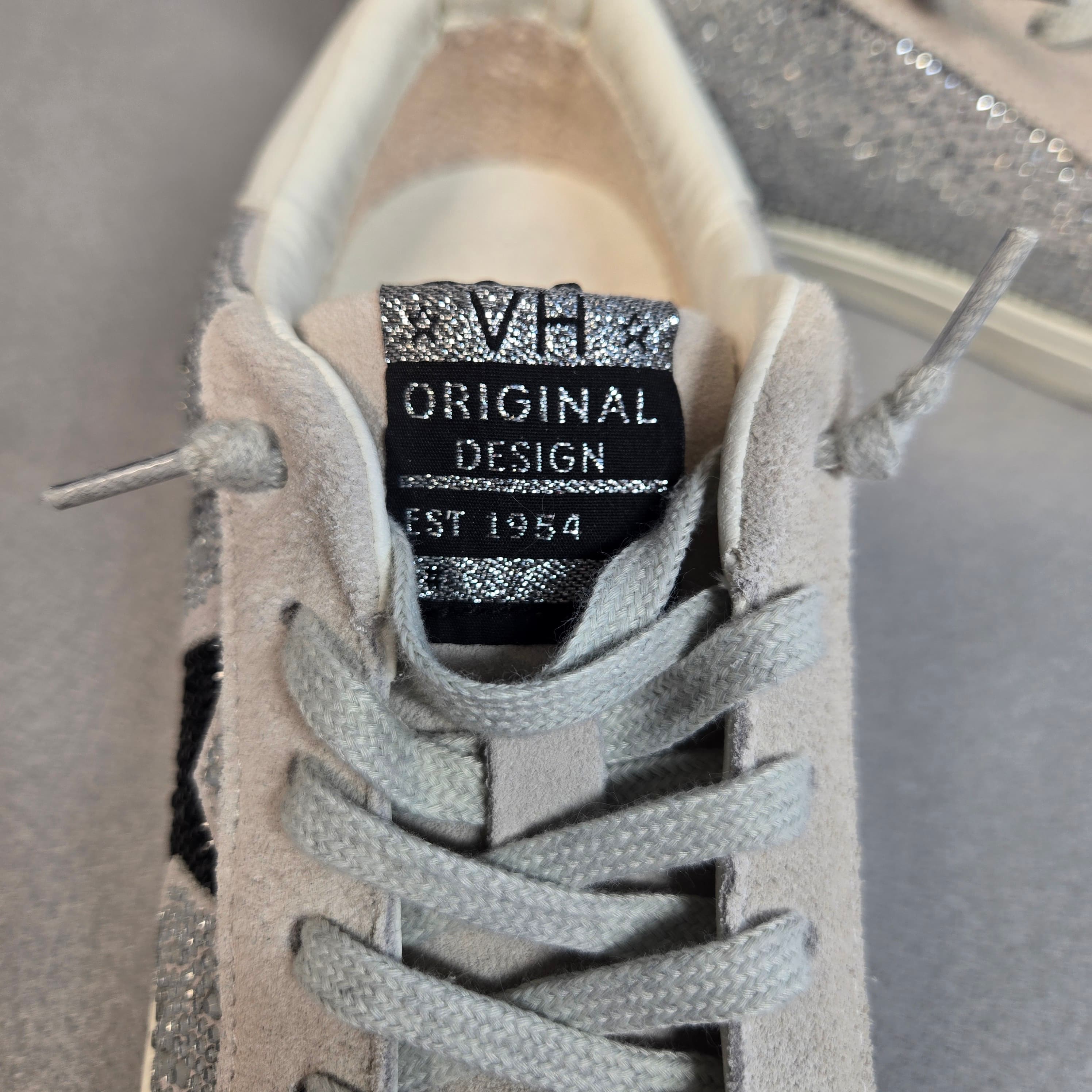 Vintage Property Star Bedazzled Sneakers Size 8 - Thumbnail 7