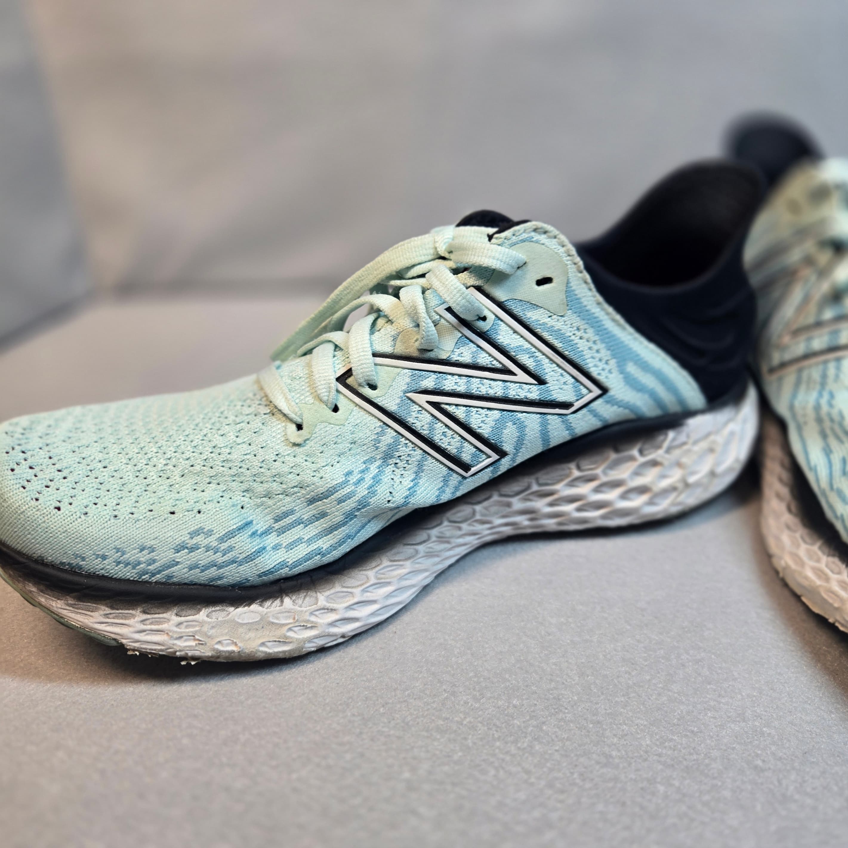 New Balance Fresh Foam Running Shoes Size 8 - Thumbnail 3
