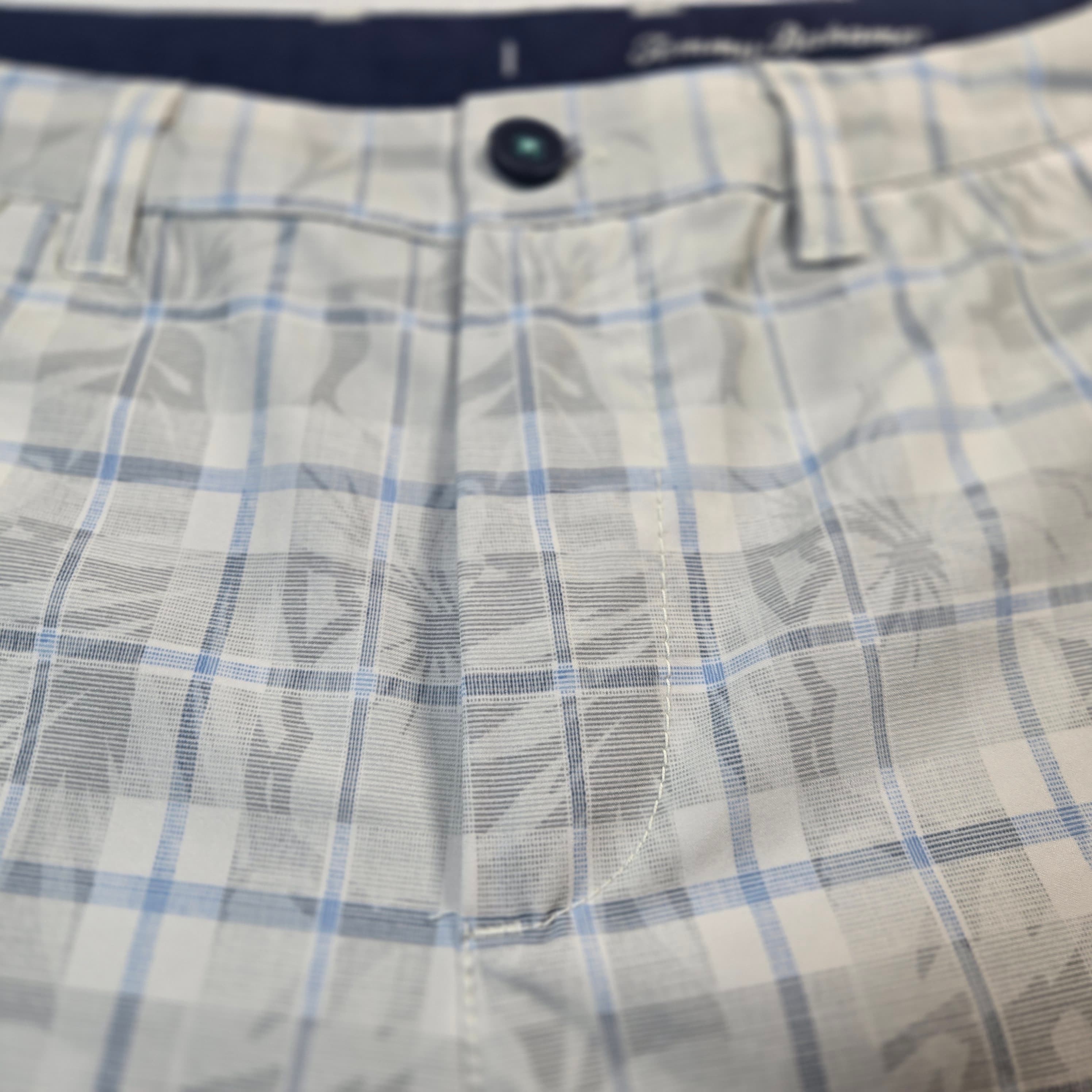 Tommy Bahama Plaid Shorts with Palm Print Size 35 - Thumbnail 8