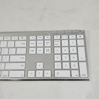 Macally Ultra Slim USB Wired Keyboard Model ACEBTKEYA - Thumbnail 2