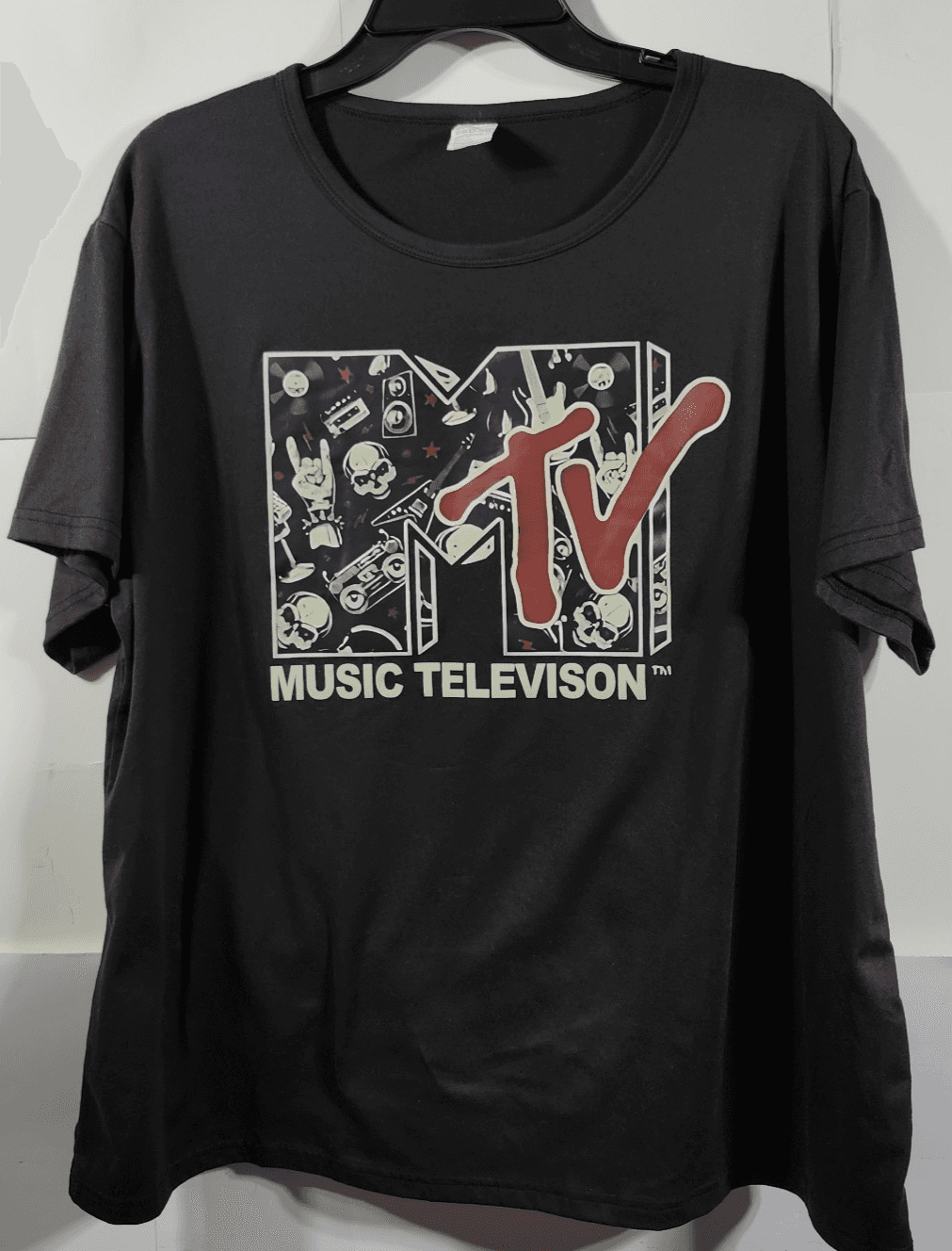 MTV Women's XXL Tshirt Rock n Roll Music Hard Heavy Metal Skull Guitar