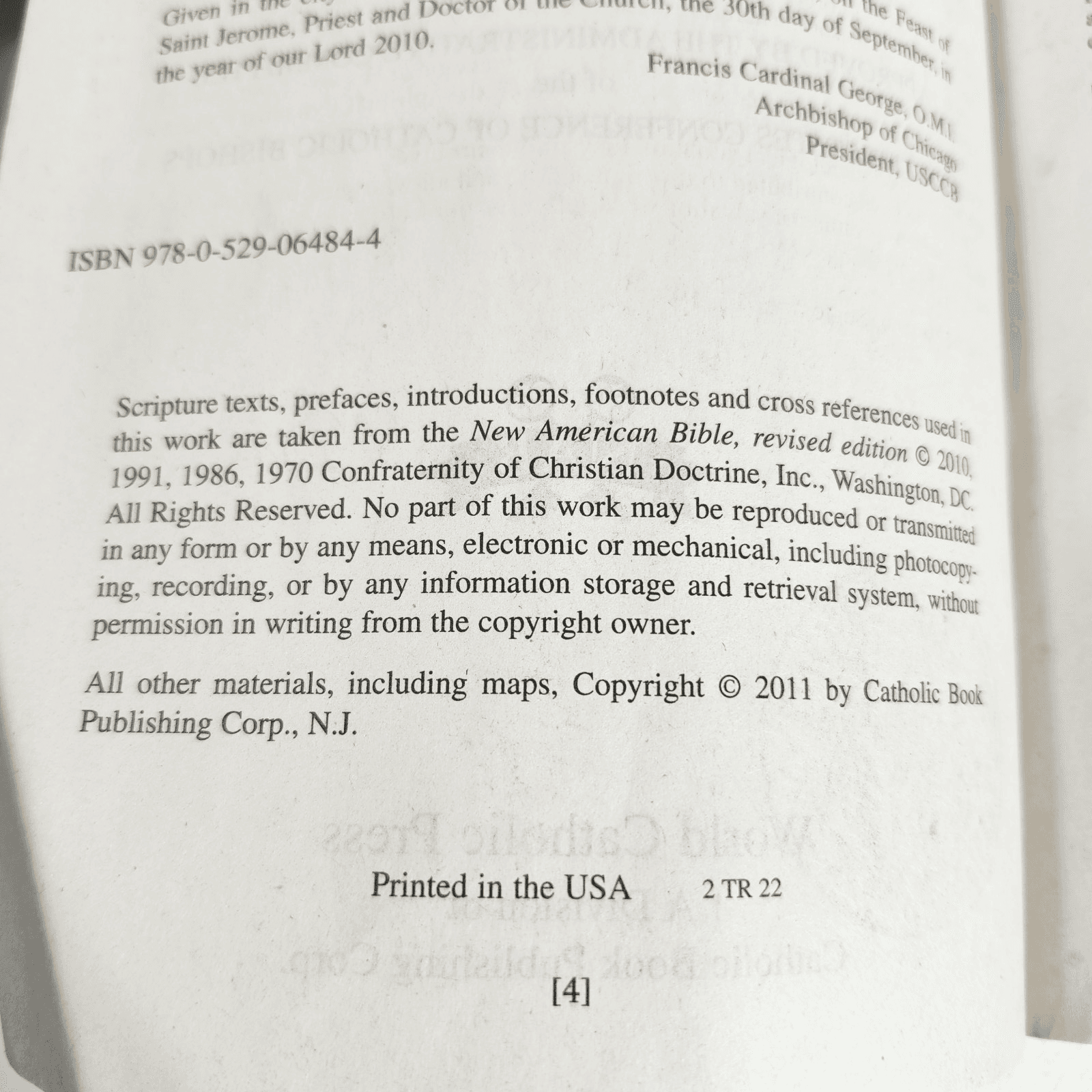 The New American Bible Revised Edition 2011 Trade Paperback - Thumbnail 2
