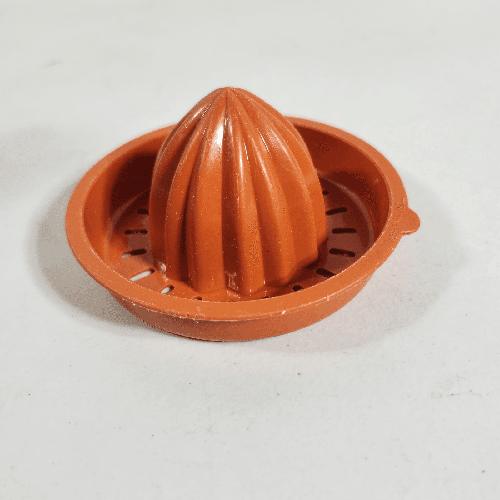Vintage Tupperware Orange Citrus Juicer Reamer #409 Replacement Part Retro MCM - Thumbnail 3