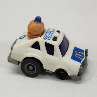 Vintage McDonalds BIG MAC Car w/ Mayor MC Cheese Police Pull Back Car ERTL 1984 - Thumbnail 3