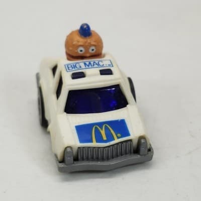Vintage McDonalds BIG MAC Car w/ Mayor MC Cheese Police Pull Back Car ERTL 1984 - Thumbnail 2