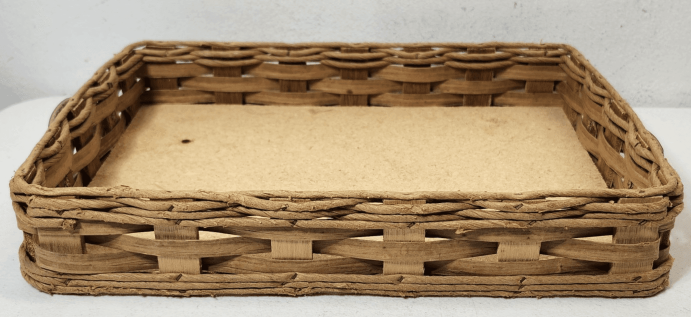 Corning Designs 14” X 10" Rectangle Cake Holder Rattan Basket 233-R - Thumbnail 2