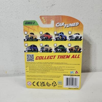 CarTuned '69 Chevy Camaro White Car Series 3 Toy Vehicle 1/64 MGA NEW - Thumbnail 7