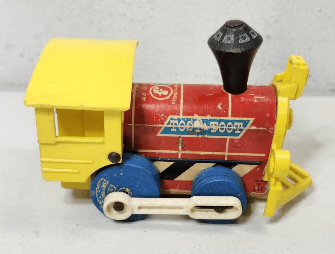 Vintage Fisher Price Train Engine Kids Toy Locomotive 1964 Toot-Toot - Thumbnail 3