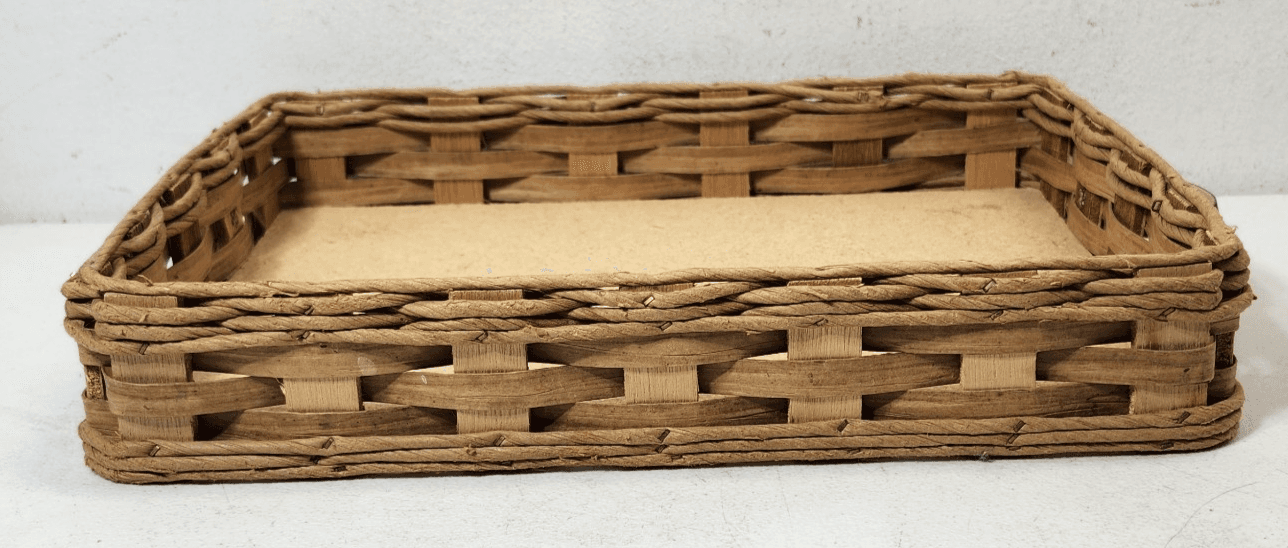 Corning Designs 14” X 10" Rectangle Cake Holder Rattan Basket 233-R