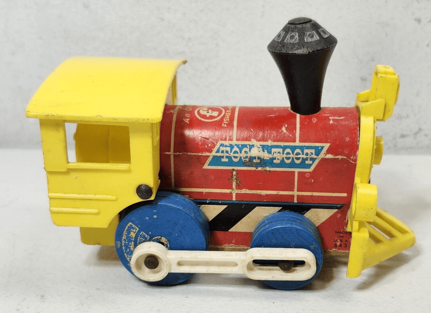 Vintage Fisher Price Train Engine Kids Toy Locomotive 1964 Toot-Toot - Thumbnail 2