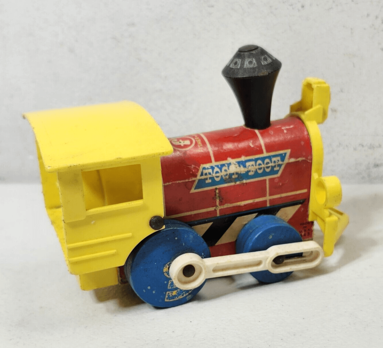 Vintage Fisher Price Train Engine Kids Toy Locomotive 1964 Toot-Toot - Thumbnail 10