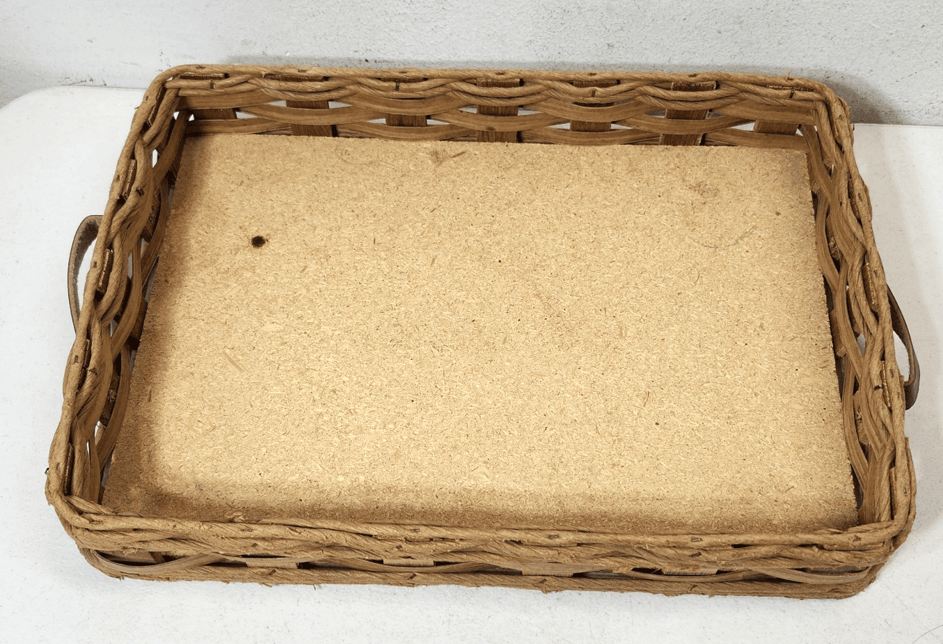 Corning Designs 14” X 10" Rectangle Cake Holder Rattan Basket 233-R - Thumbnail 3