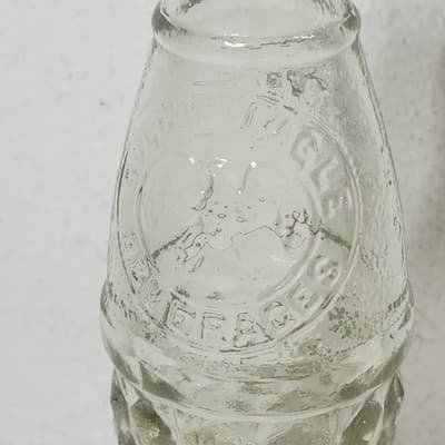 Vintage 7oz Glass Soda Beverage Bottle GOLDEN EAGLE Erie Pennsylvania - Thumbnail 6
