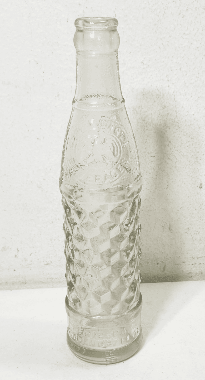 Vintage 7oz Glass Soda Beverage Bottle GOLDEN EAGLE Erie Pennsylvania - Thumbnail 2
