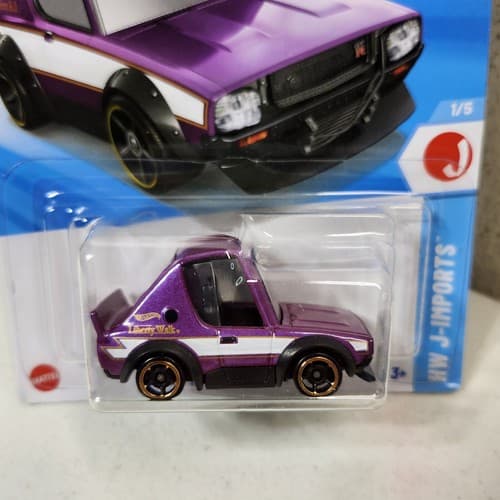 Hot Wheels Nissan Skyline 2000GT-R LBWK Purple Car 1/64 Toy Vehicle NEW - Thumbnail 2