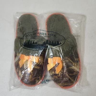 Woodland Creek Womens Size Medium 7-8 Camo Orange Bow Slippers NEW - Thumbnail 3