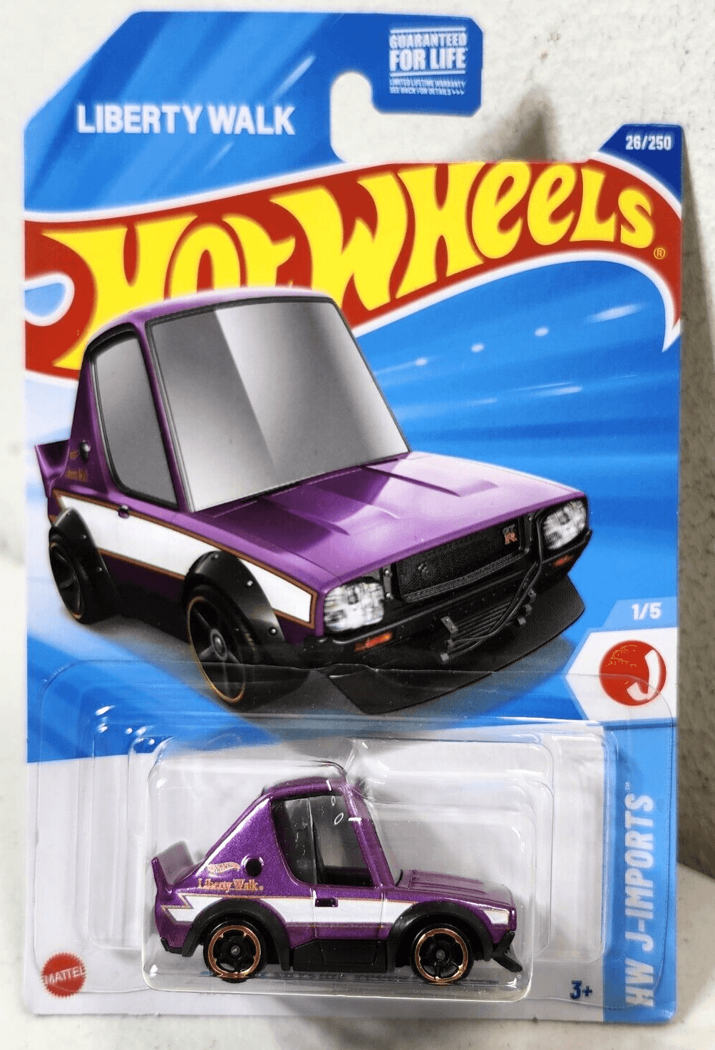 Hot Wheels Nissan Skyline 2000GT-R LBWK Purple Car 1/64 Toy Vehicle NEW