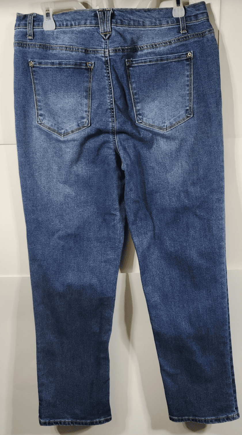 Curve Appeal Mid Rise Relaxed Fit Blue Denim Jeans Size 10/30 - Thumbnail 6