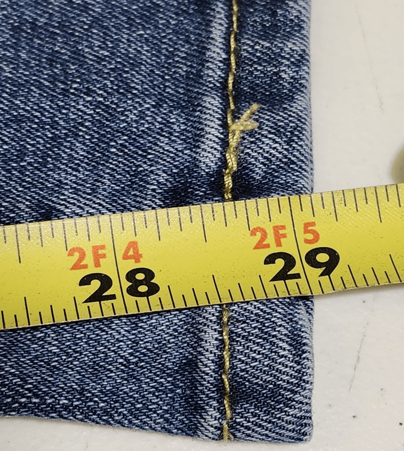 Curve Appeal Mid Rise Relaxed Fit Blue Denim Jeans Size 10/30 - Thumbnail 3