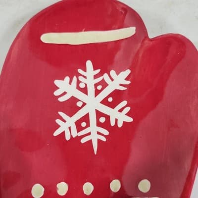 Hallmark Mittens Candy Snack Dish Set With Utensils - Thumbnail 12