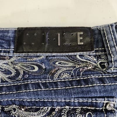 Premiere Blue Jeans By Rue 21 With Embellishments Women's Size 11/12R - Thumbnail 11