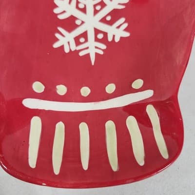 Hallmark Mittens Candy Snack Dish Set With Utensils - Thumbnail 11