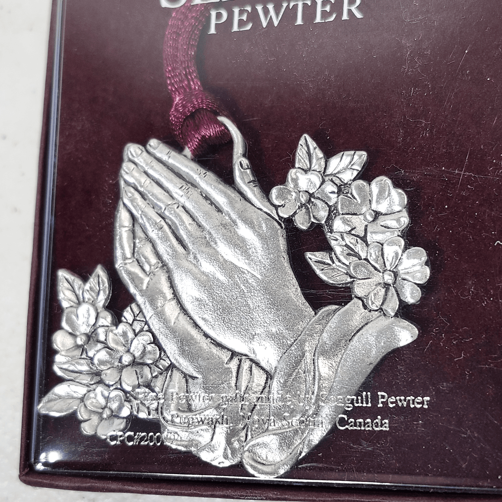 Vintage Seagull Pewter Praying Hands Ornament w/ Box