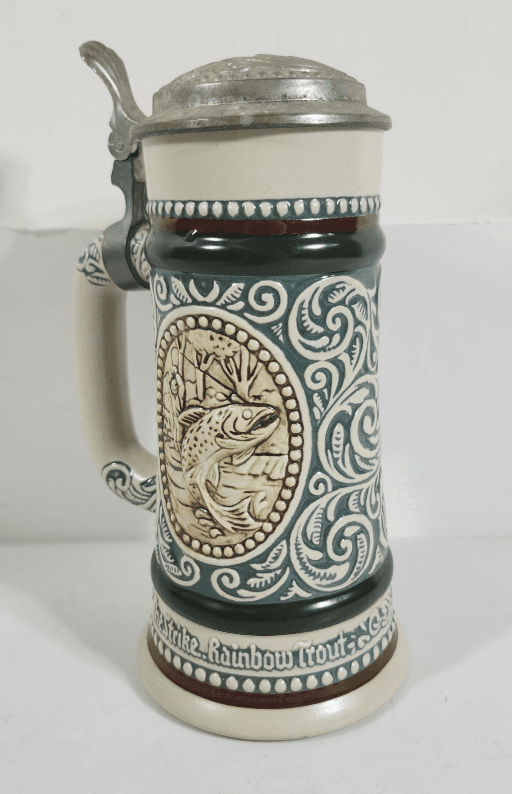 Vintage Avon Beer Stein Handcrafted in Brazil 1978 Collectable Hunting Dog - Thumbnail 4