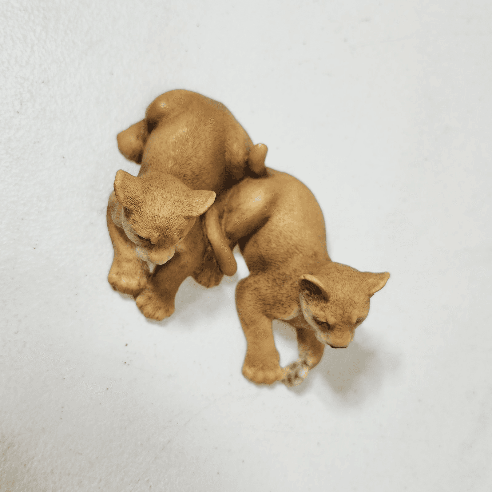 Castagna Italy Lion Cubs Sculpture Figurine Resin Home Decor 1988 W/ Box - Thumbnail 11