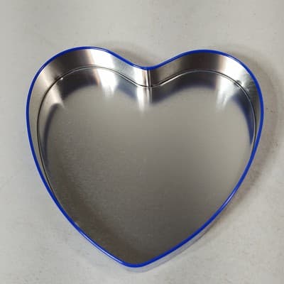 Hot Wheels Metal Collectible Tin Heart Shaped - Thumbnail 7