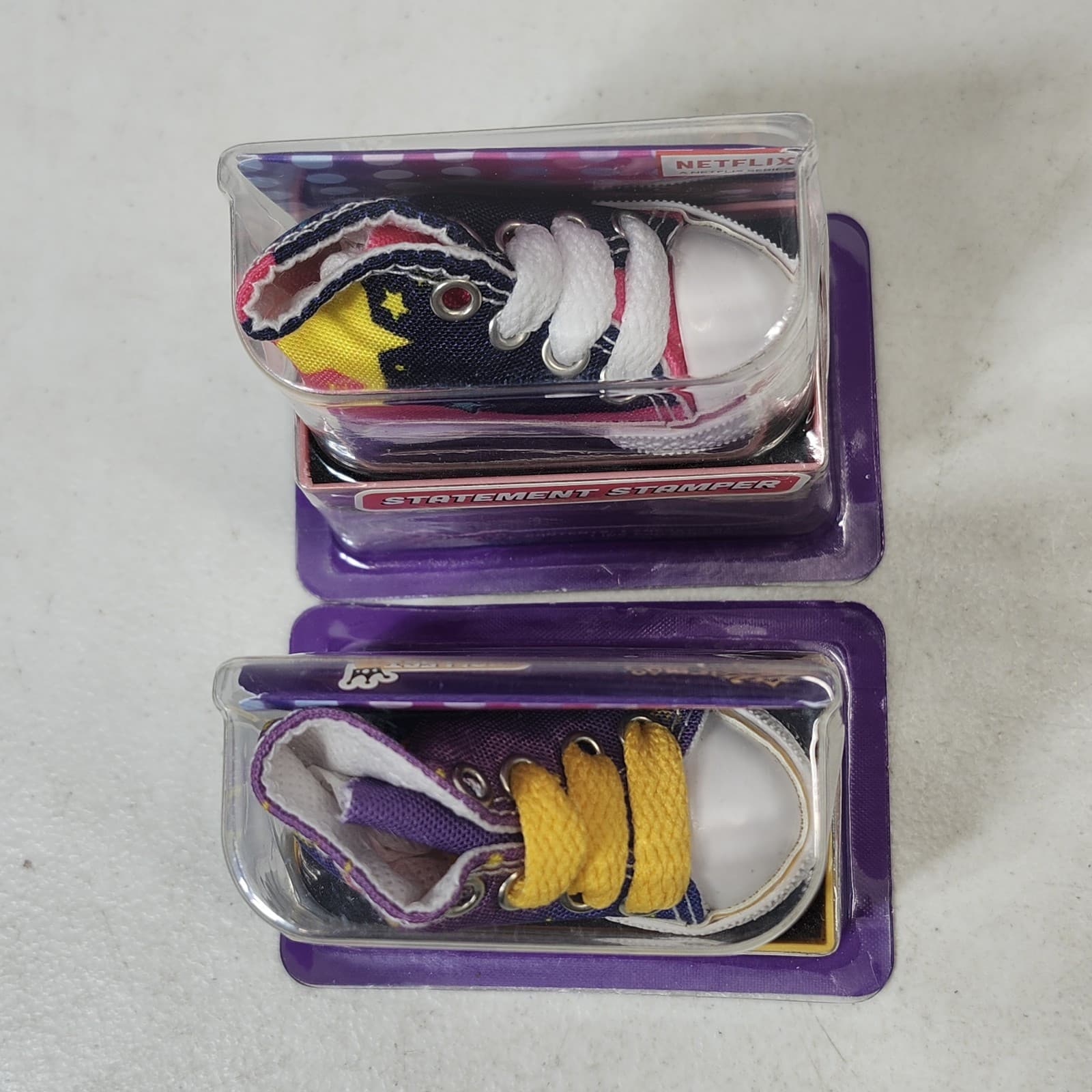 2 Karma’s World Ultimate Statement Activity Rubber Shoe Stamp NEW - Thumbnail 4