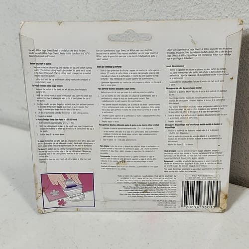 Wilton Sugar Sheets Border Cutting Insert Flower Shape NEW - Thumbnail 4