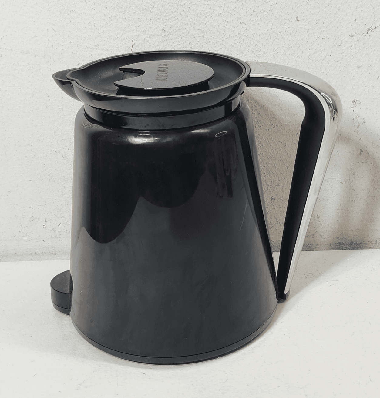 Keurig 2.0 Replacement Thermal Carafe 32oz Black with Chrome Handle