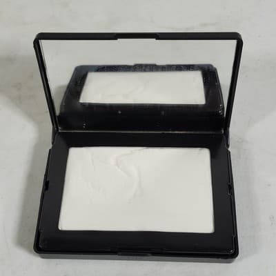 Vintage Wildflower Black Lacquer Small Tissue Compact Box with Interior Mirror - Thumbnail 2