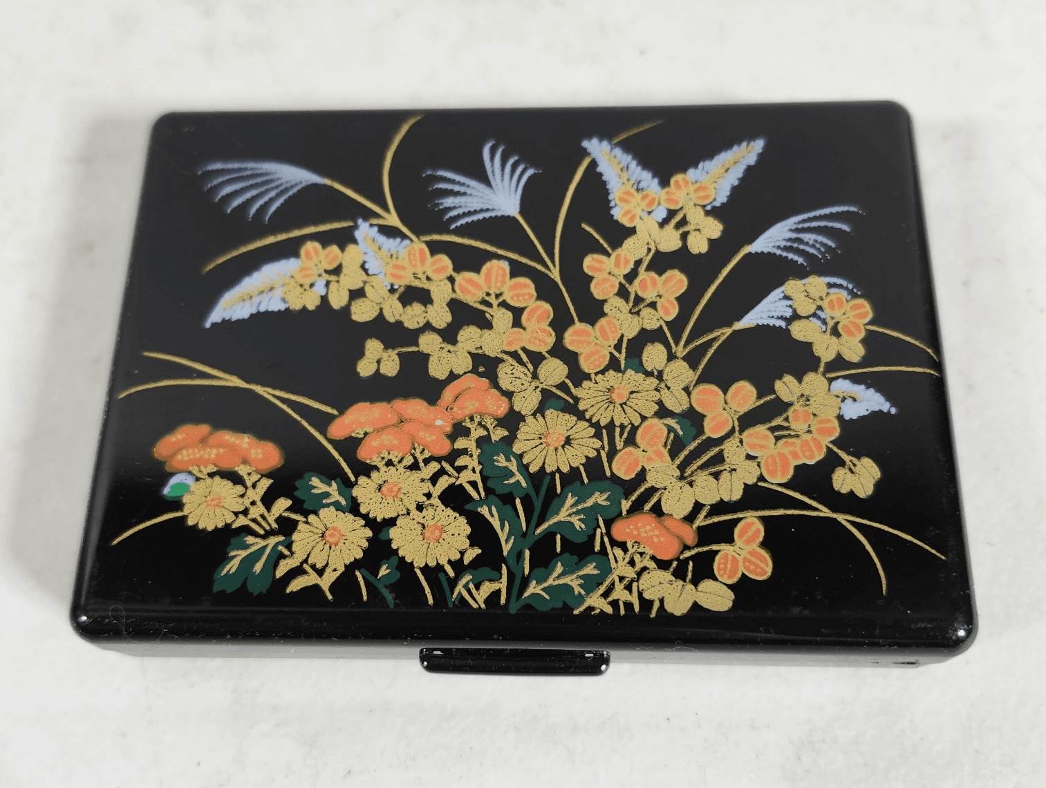 Vintage Wildflower Black Lacquer Small Tissue Compact Box with Interior Mirror