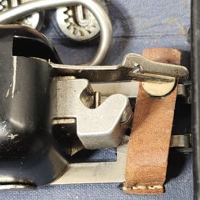 Vintage Buttonholer Domestic Rotary Sewing Machine Accessories & Manual - Thumbnail 3