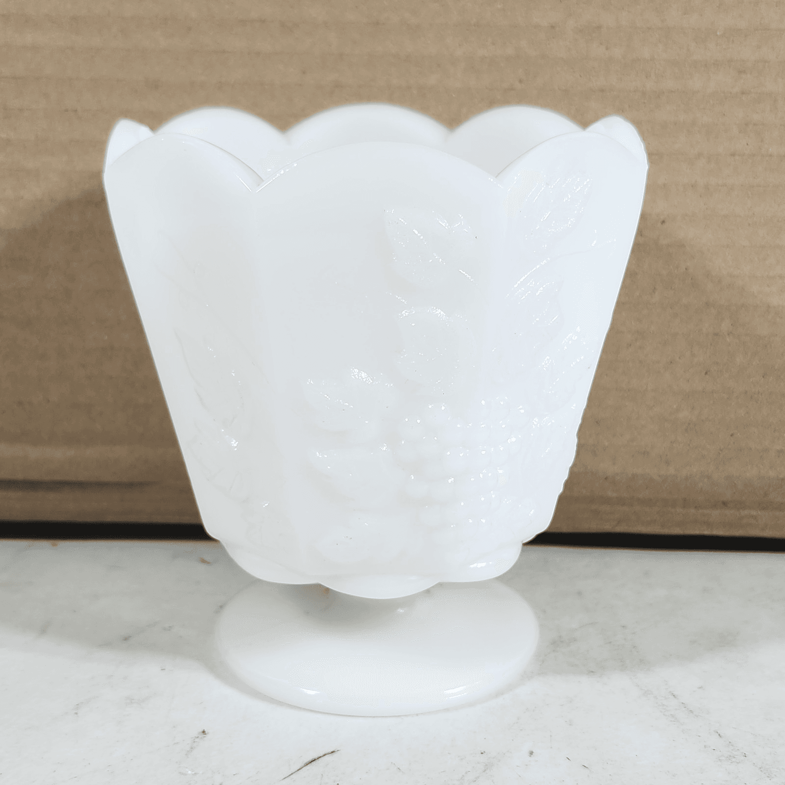 Vintage Milk Glass Grape Dish Bowl Planter Footed Scallop Edge E. O. Brody